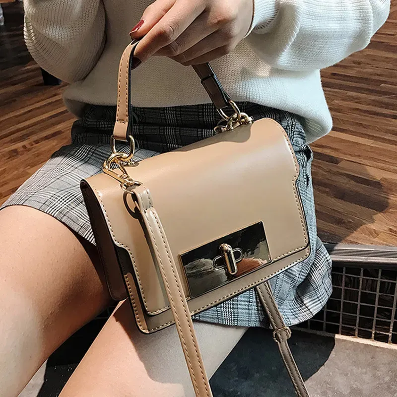 Simple Fashion Trendy All-match Versatile Shield Lock Buckle Messenger Handbags Design Crossbody Doctor Bags - Image 13