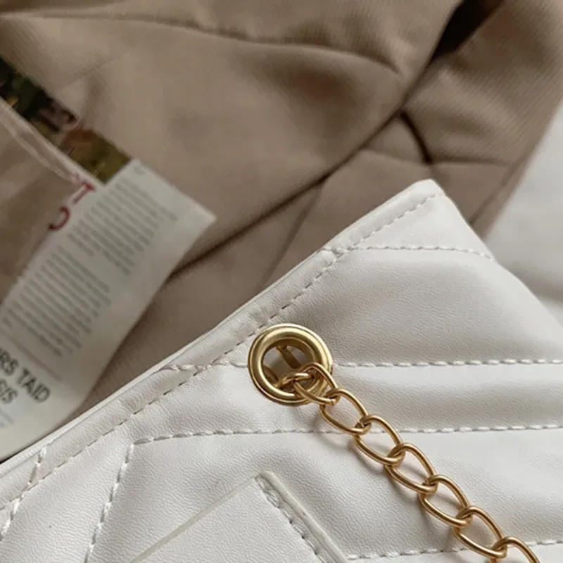 Women Fashion Solid Color Chain Shoulder Bag - Image 6