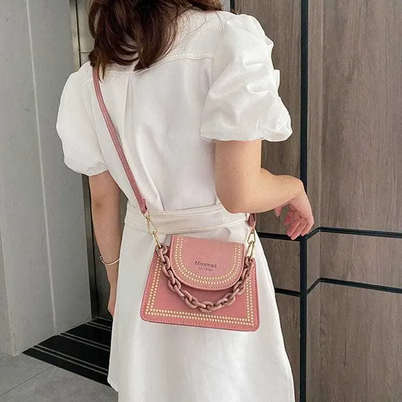Women Fashion Adjustable Strap Square Flap Bag - Image 3