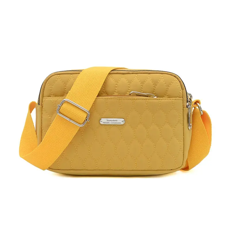 Women Casual Stitching Design Solid Color Quilted Crossbody Bag - Image 5