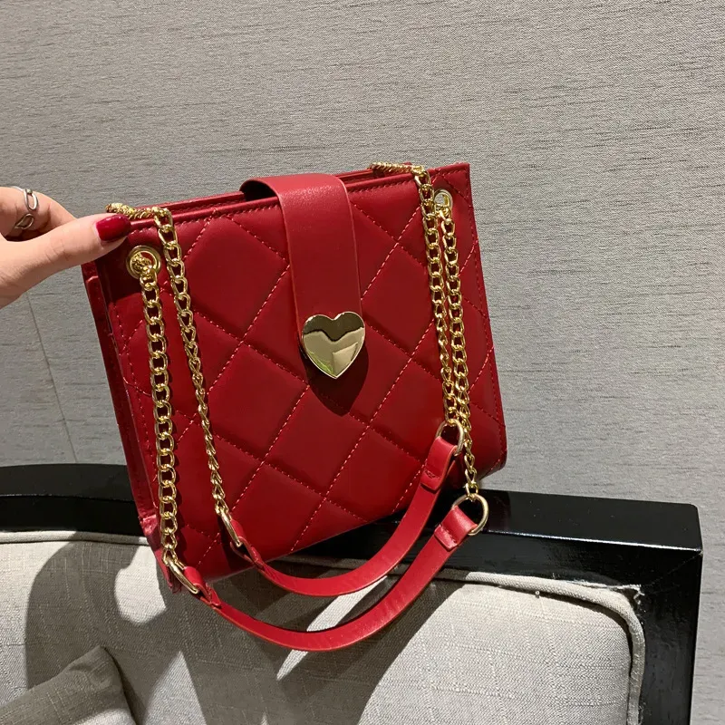 Women Fashion Heart Buckle Design Solid Color PU Shoulder Bag - Image 8