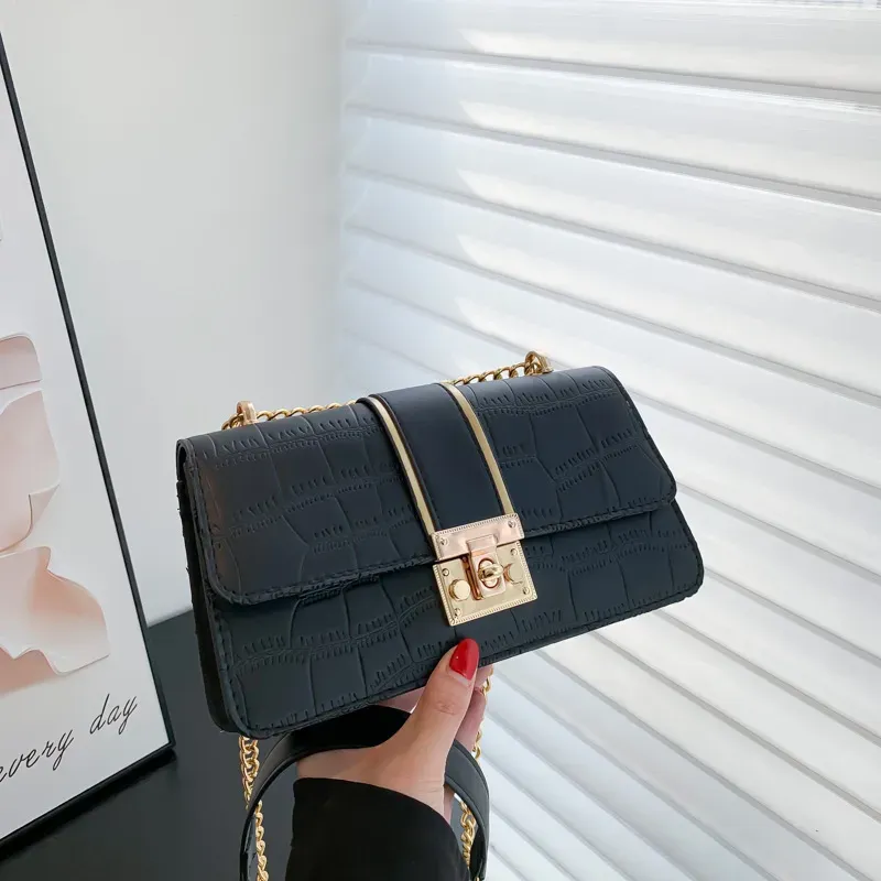 Women Fashion Simple Chain Stone Pattern Commuter Shoulder Bag - Image 6