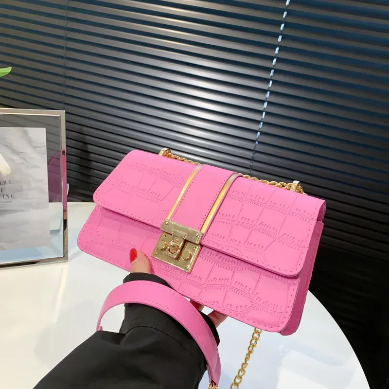 Women Fashion Simple Chain Stone Pattern Commuter Shoulder Bag - Image 14