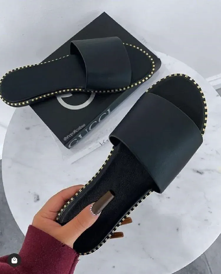 Fashion Casual Plus Size Women Flat Rivet Solid Color PU Slippers