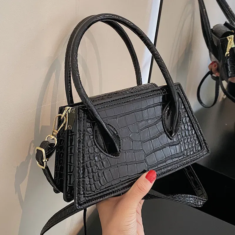 Women Fashion Crocodile Pattern Square Handle Shoulder Bag - Image 3