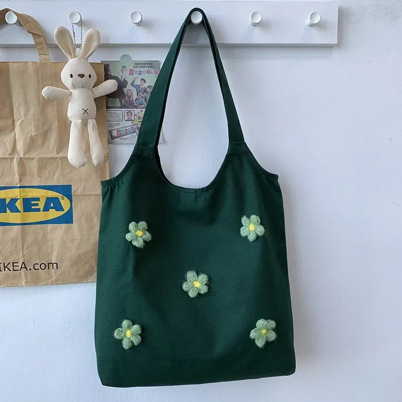 Women Fashionable Stereo Floral Large Capacity Canvas Tote Bag