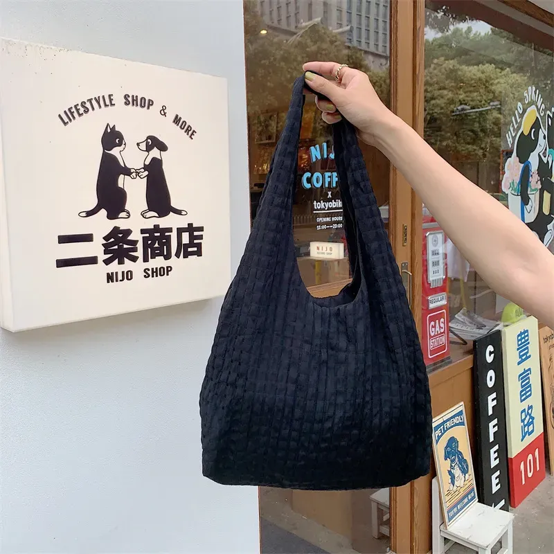 Women Simple Large Capacity Hollow-Out Plaid Canvas Shopping Bag - Image 10