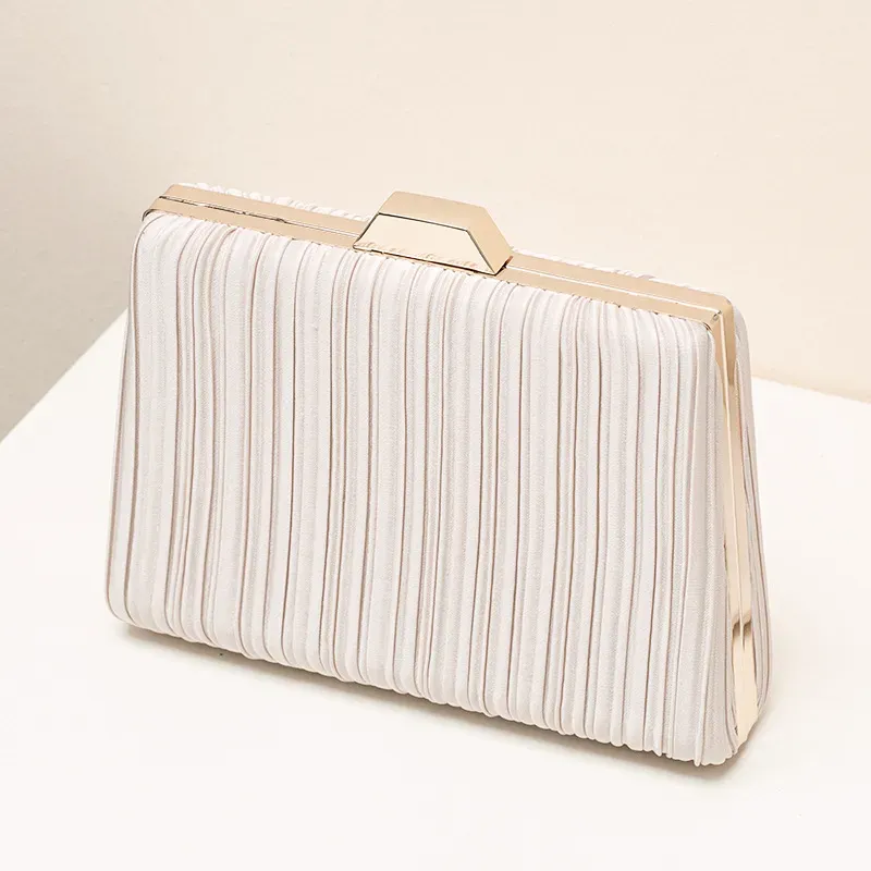 Women Fashionable Square Pleated Chain Evening Bag - Image 4