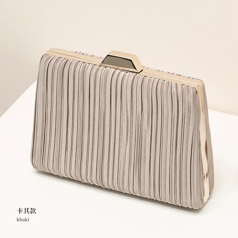 Women Fashionable Square Pleated Chain Evening Bag - Image 6