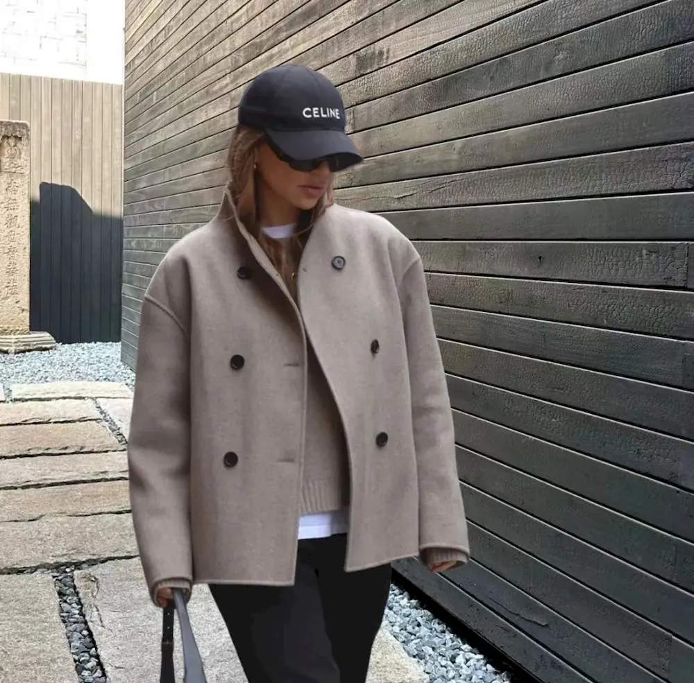 Women Fashion Solid Color Double-Breasted V-Neck Woolen Coat - Image 4