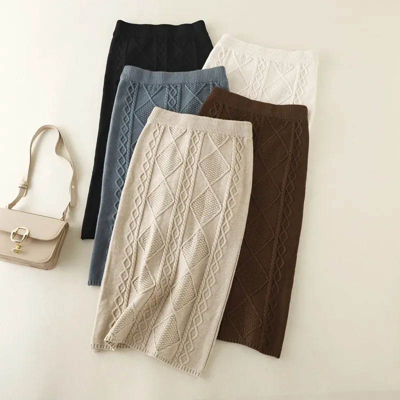 Autumn Winter Women Fashion Thickened Twist Knit Skirt