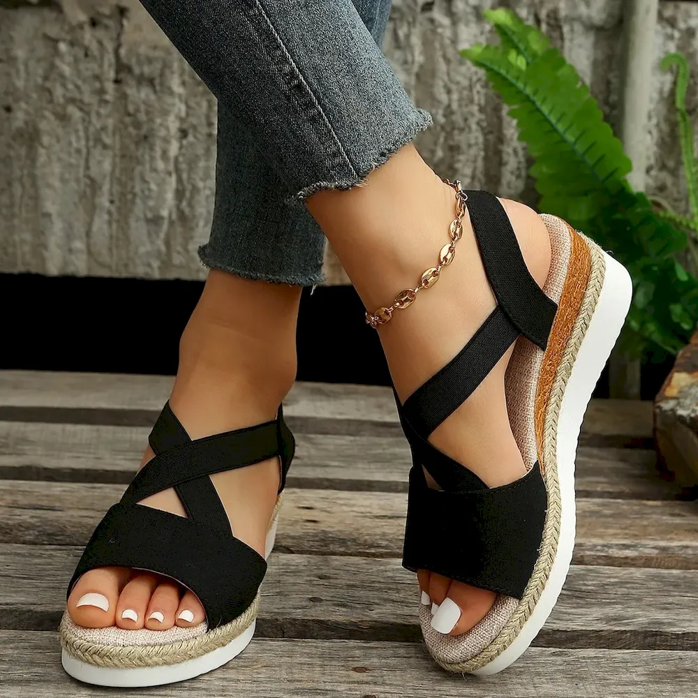 Plus Size Simple Platform Sandals