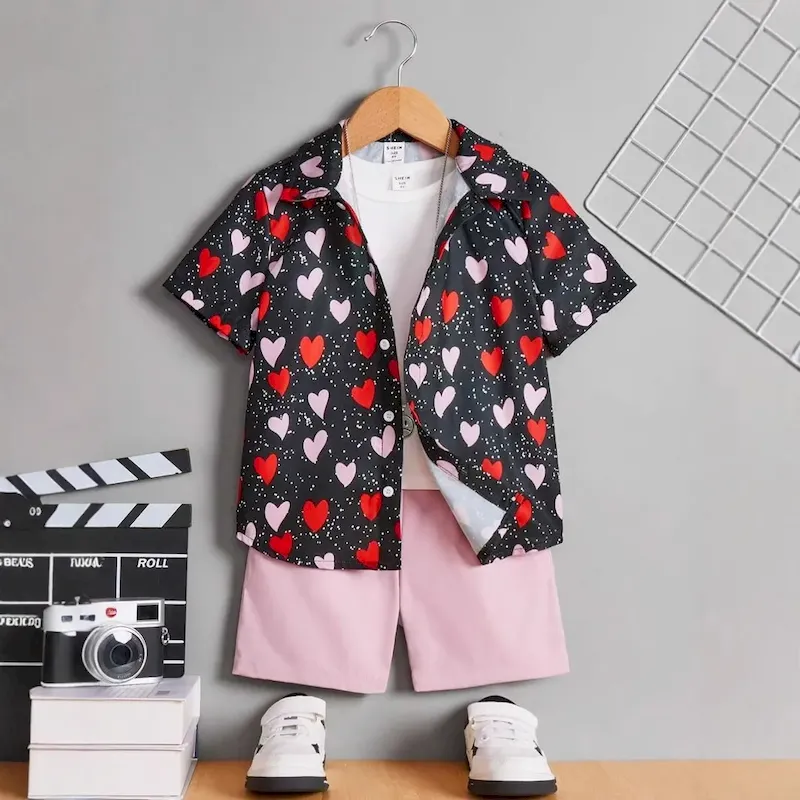 Wholesale Boys' Fashion Heart Print Short Sleeve Shirt And Shorts Two-Piece Set - Image 2