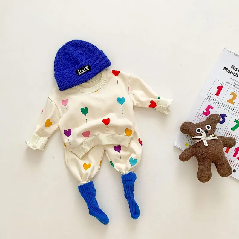 Wholesale Kids Baby Boys Girls Casual Cute Heart Print Long Sleeve Sweatshirts Pants Sets - Image 4